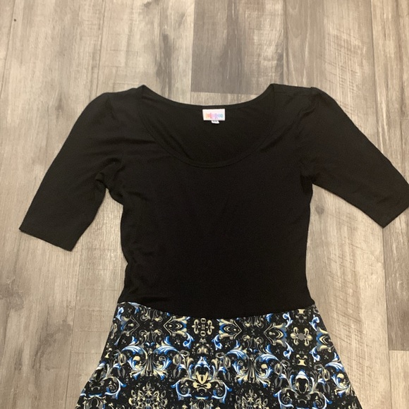 Maxi Dress LuLaRoe X-Small Black On Top With A Floral Skirt Slinky Soft Comfy - Picture 4 of 9